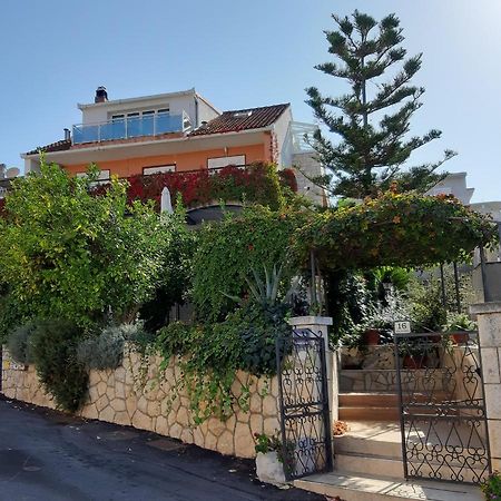 חוואר Villa Tania מראה חיצוני תמונה