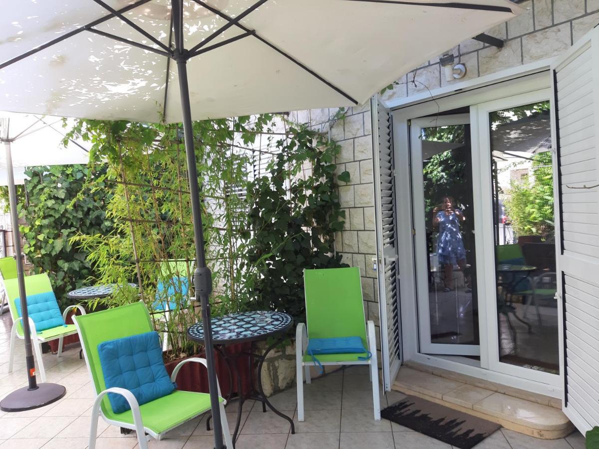 חוואר Villa Tania מראה חיצוני תמונה