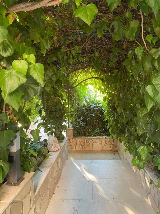 חוואר Villa Tania מראה חיצוני תמונה