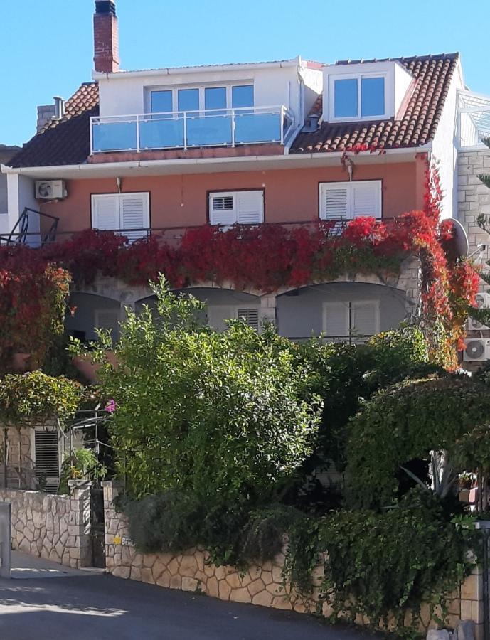 חוואר Villa Tania מראה חיצוני תמונה