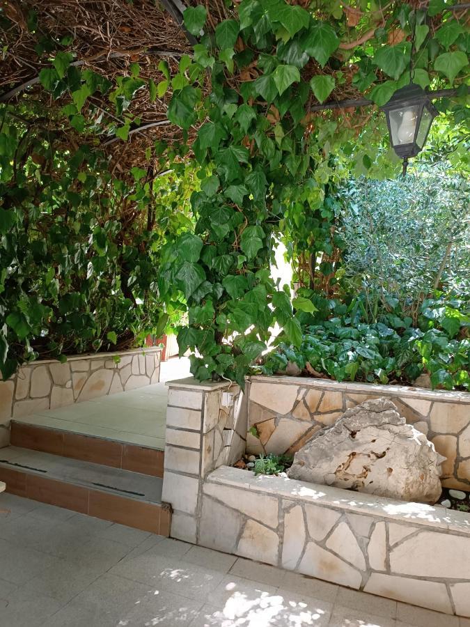 חוואר Villa Tania מראה חיצוני תמונה