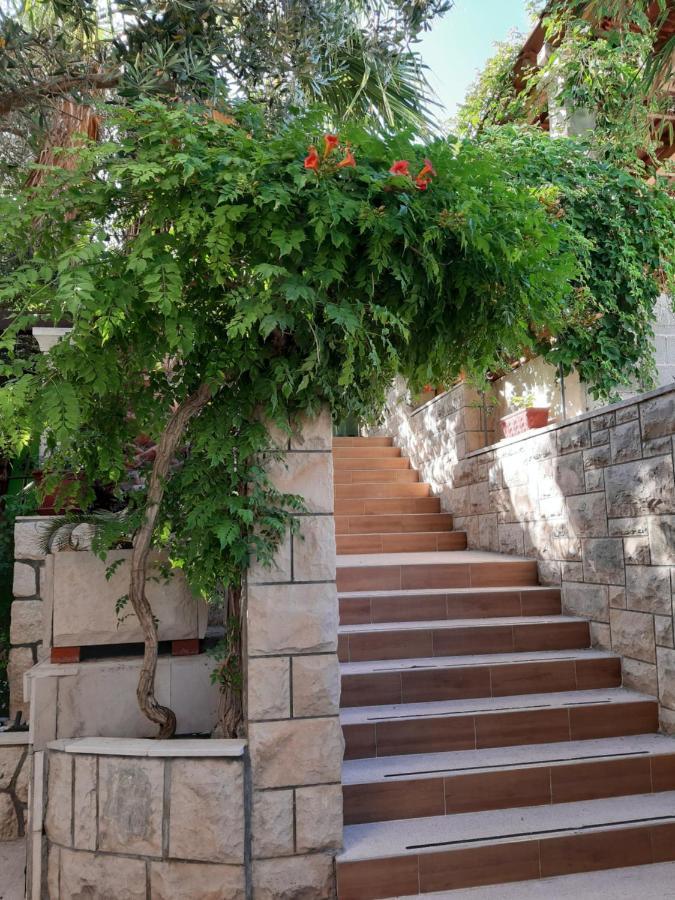 חוואר Villa Tania מראה חיצוני תמונה