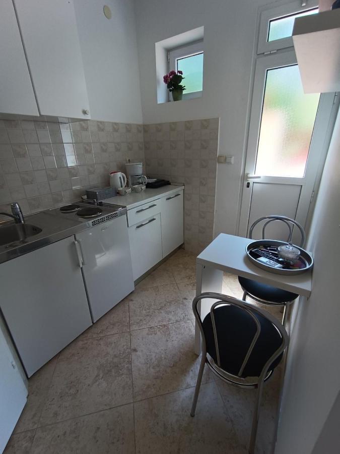 חוואר Villa Tania מראה חיצוני תמונה